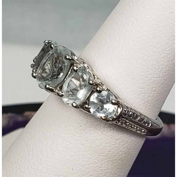 Vintage 5 Round Aquamarine Stones Signed STS 925 Ring Size 5 - Picture 3 of 16